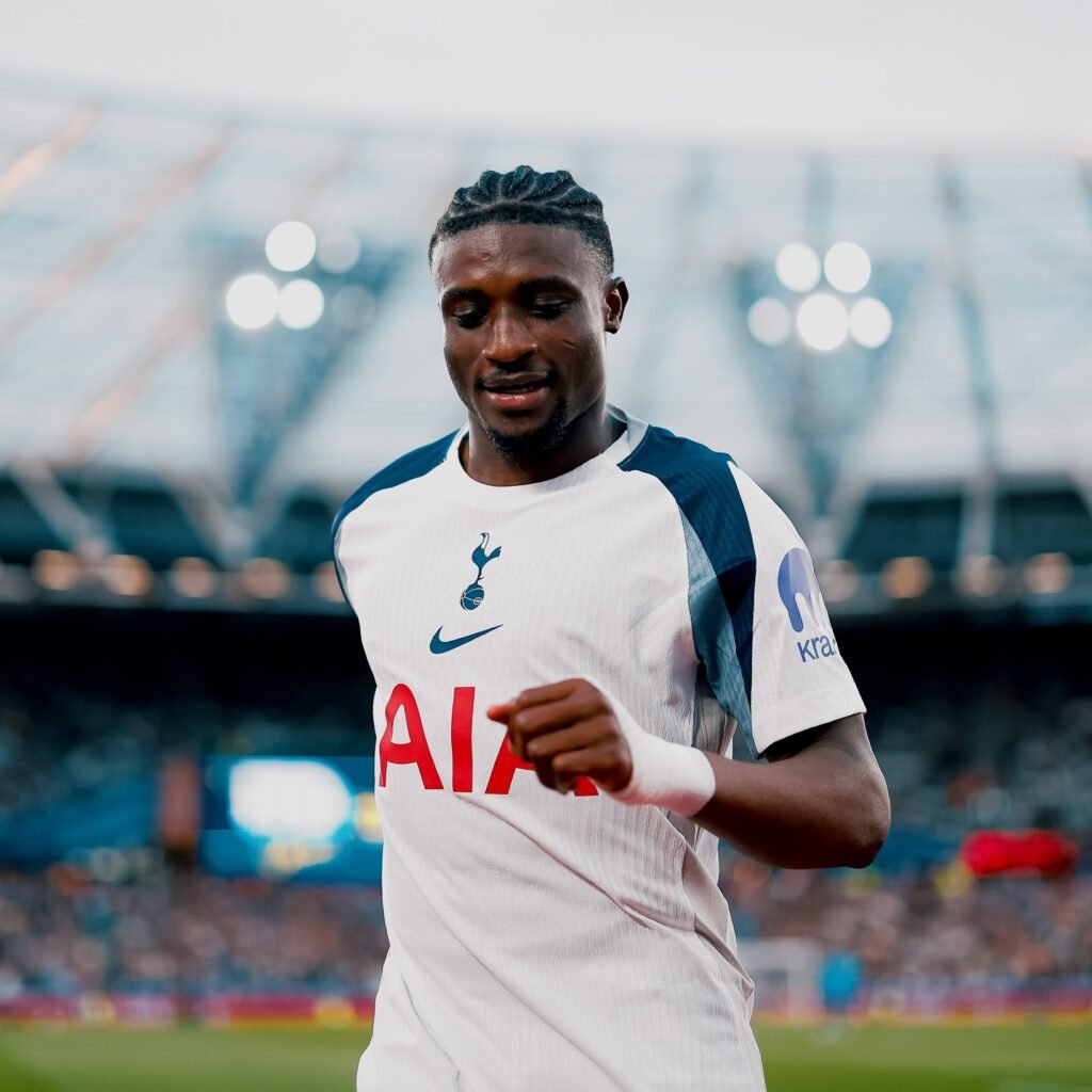 Arsenal vs Tottenham Preview: Title Leaders Host Wounded Rivals