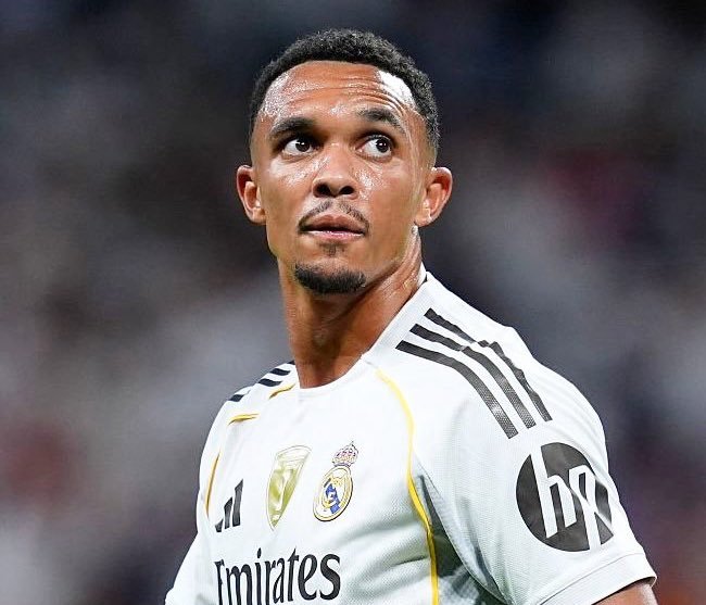 Trent Alexander-Arnold injured during Real Madrid match at San Mames December 2025